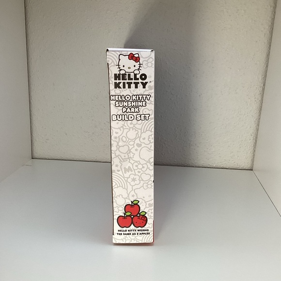 Sanrio 2022 Hello Kitty Sunshine Park Stacking Blocks Build Set 103 Pcs New - Picture 4 of 5